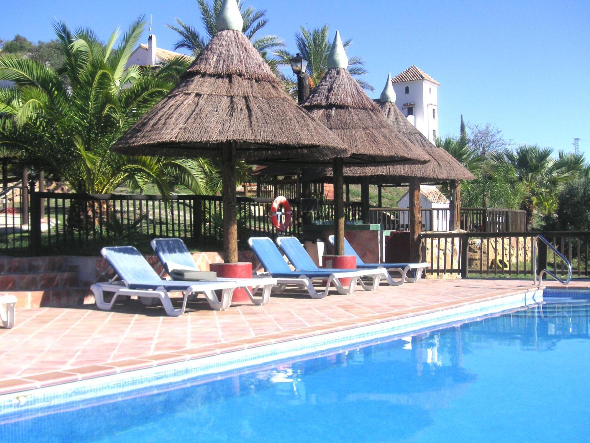 Castle Tower Ground Floor Apartment In Rural Holiday Park 'Cezanne' Толокос Экстерьер фото